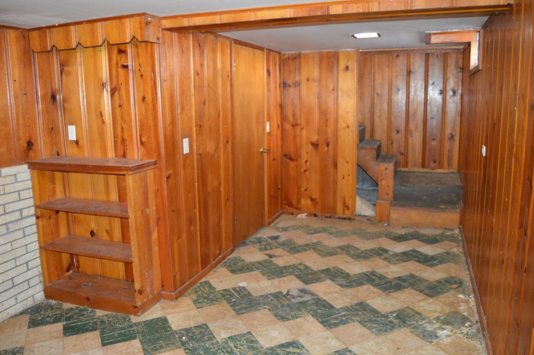 Image for 2243 S Victoria Street