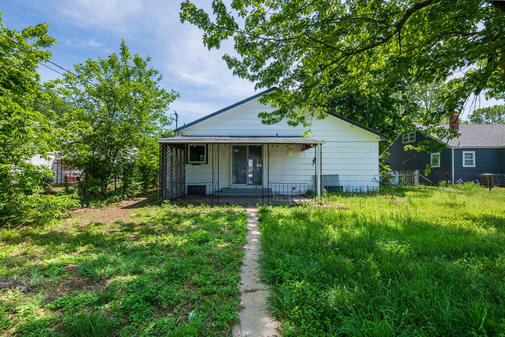 Image for 1833 S Fern Ave