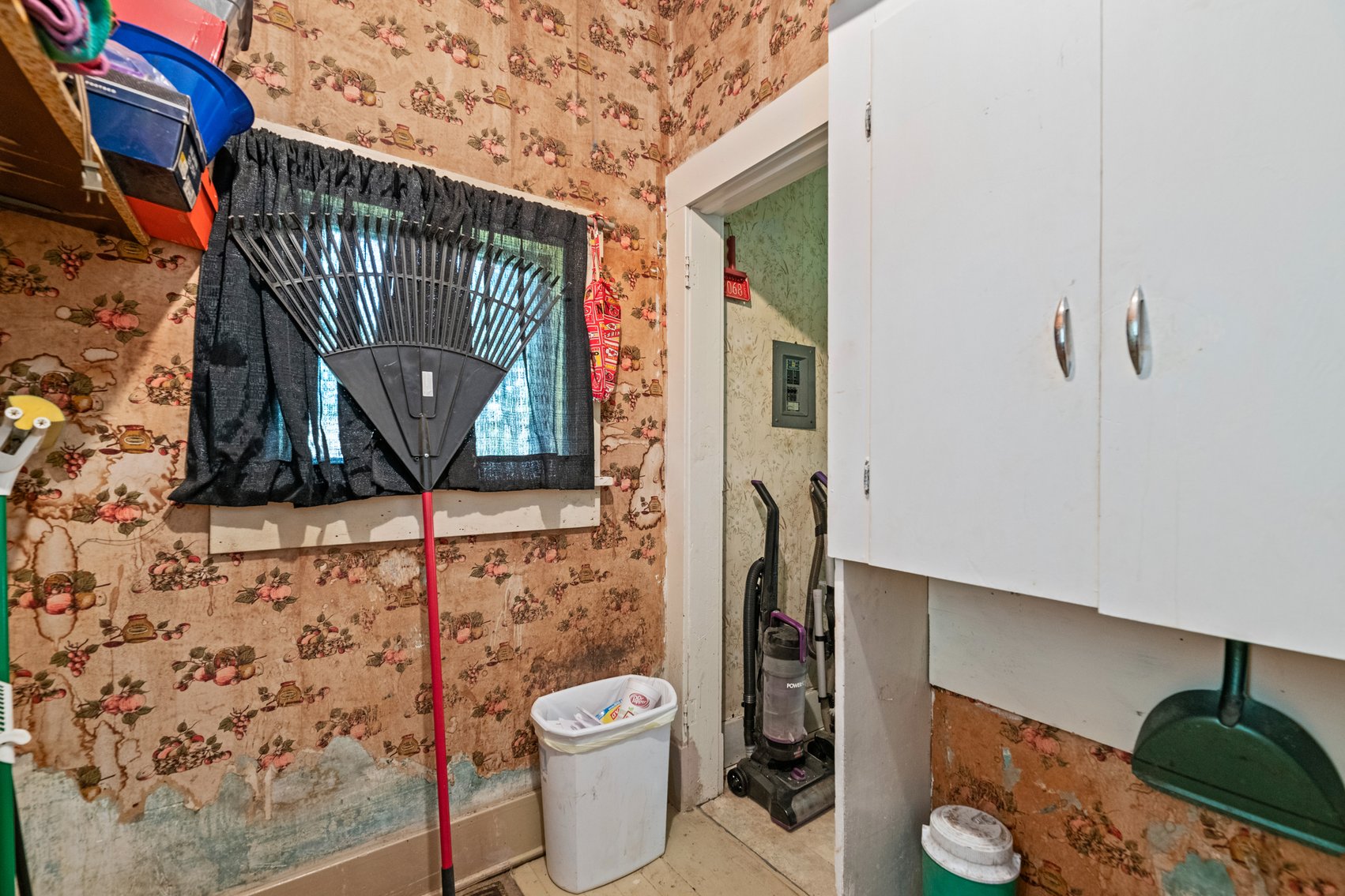 Image for 432 W. 7th Street, Newton