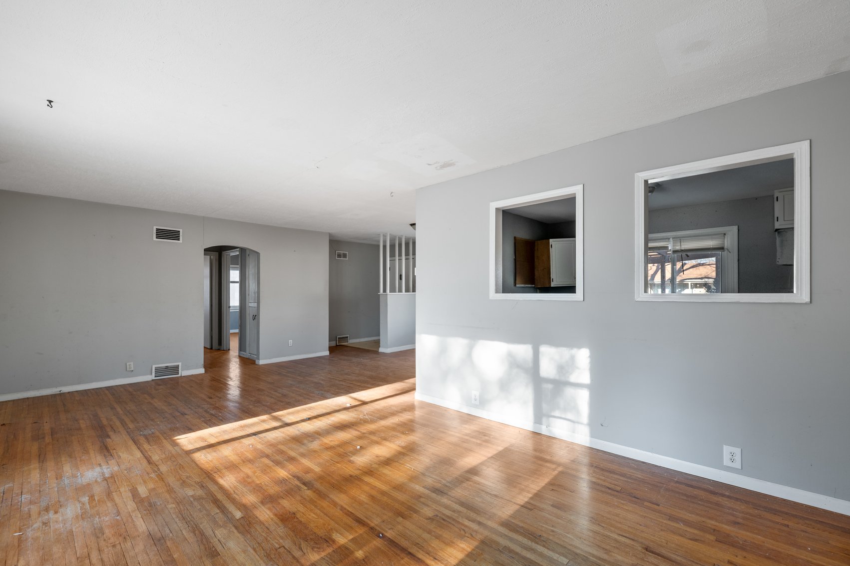 Image for 2815 E. Glen Oaks Dr.