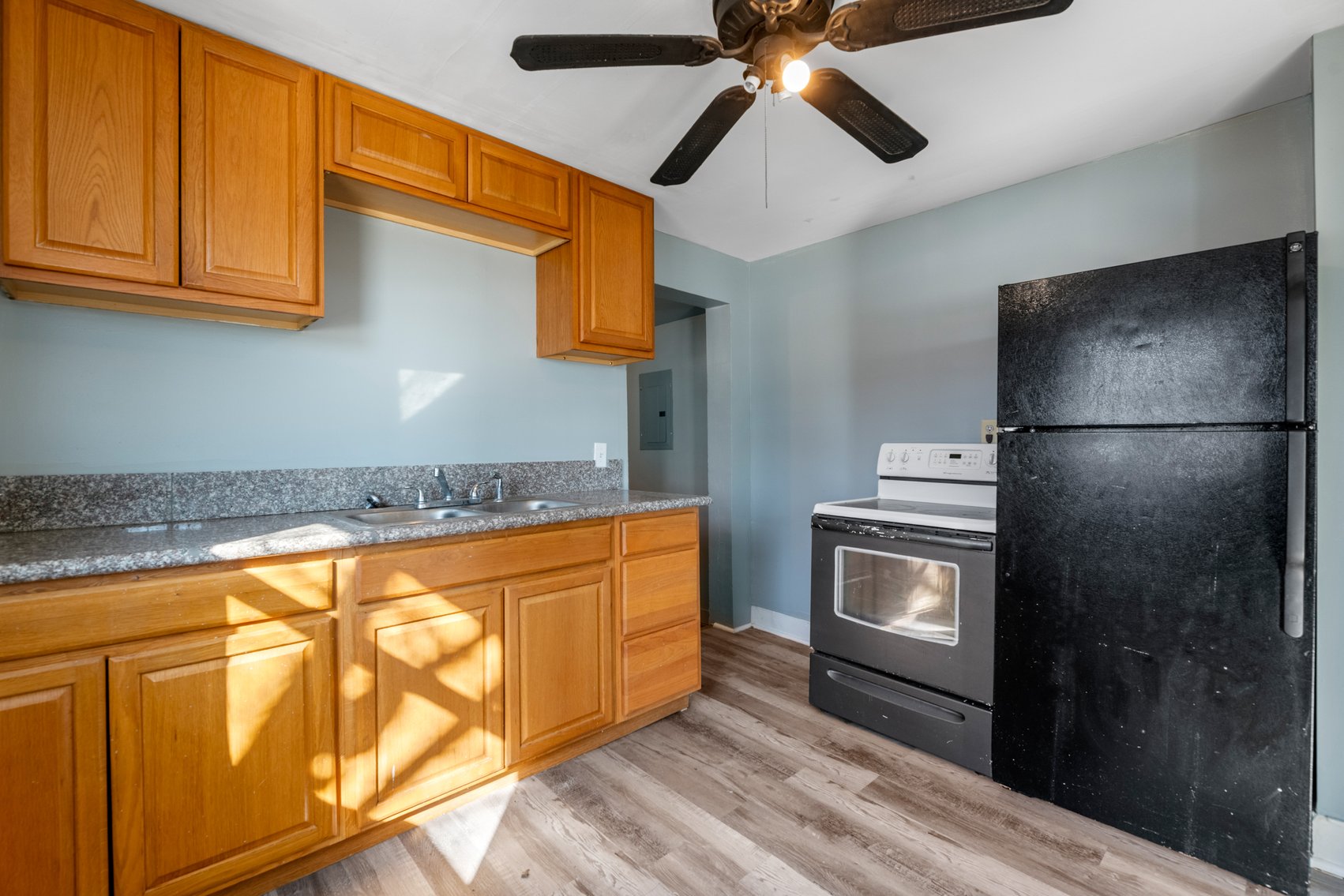 Image for 1533 S Saint Clair Ave