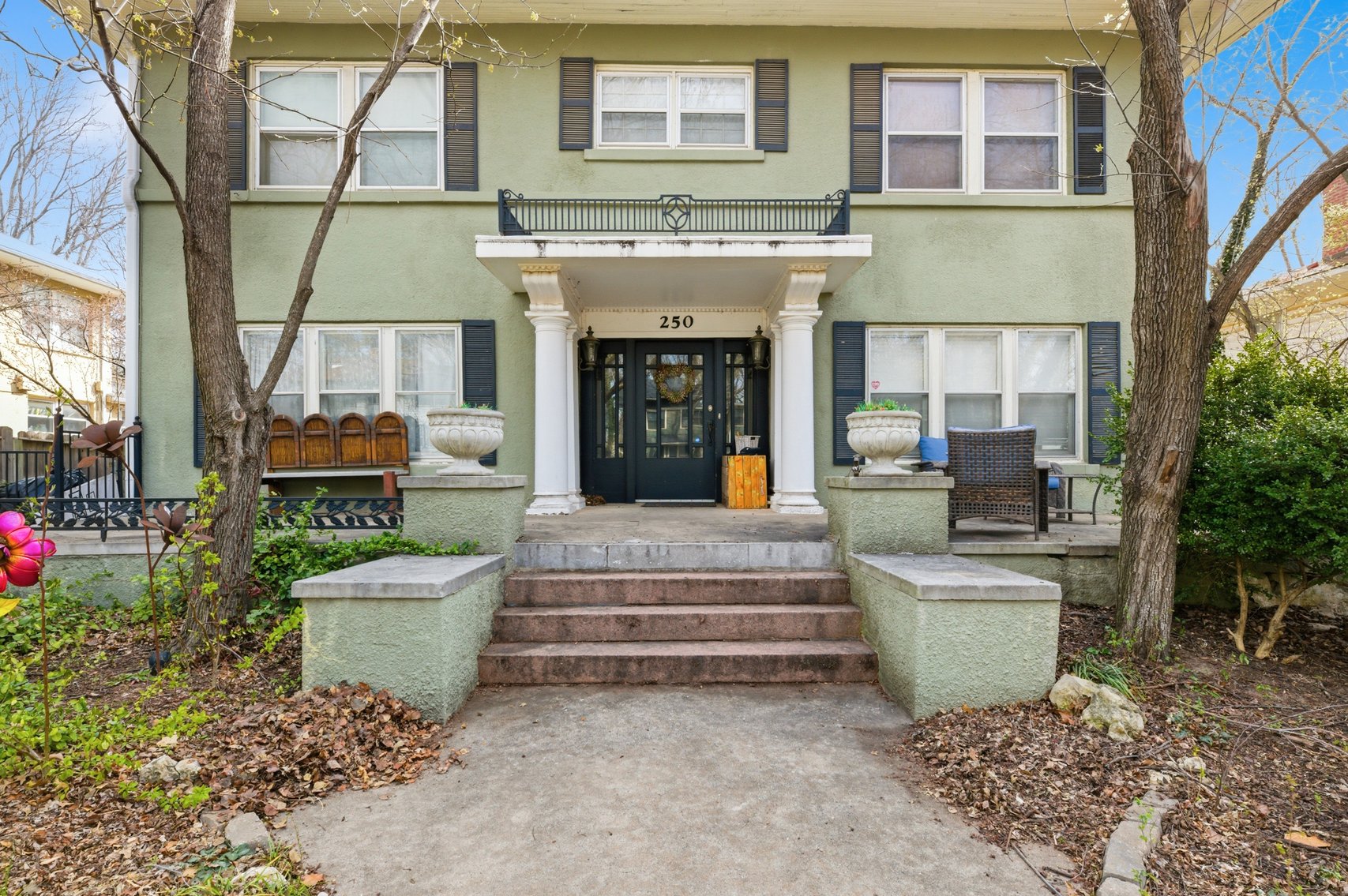 Image for 250 N Bluff Ave