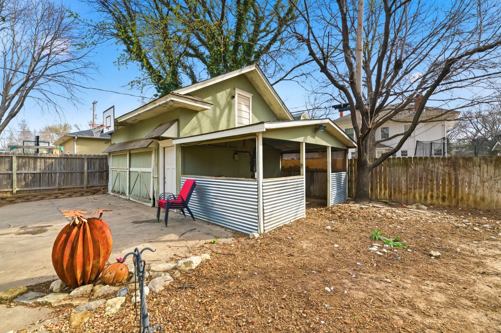 Image for 250 N Bluff Ave