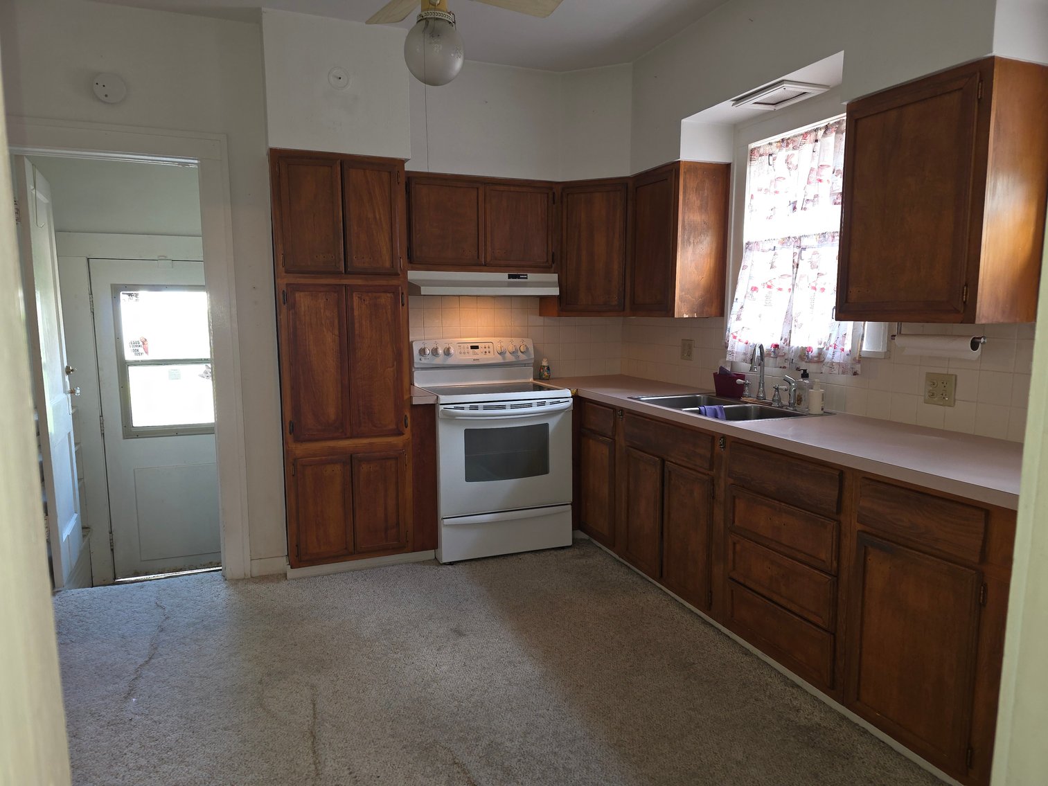 Image for 806 N Porter Ave