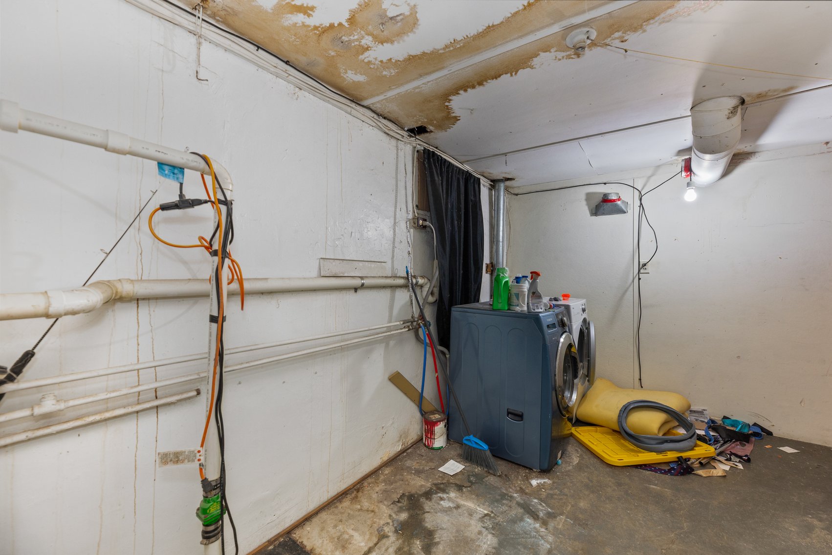 Image for 202 W 25th Ave, Hutchinson
