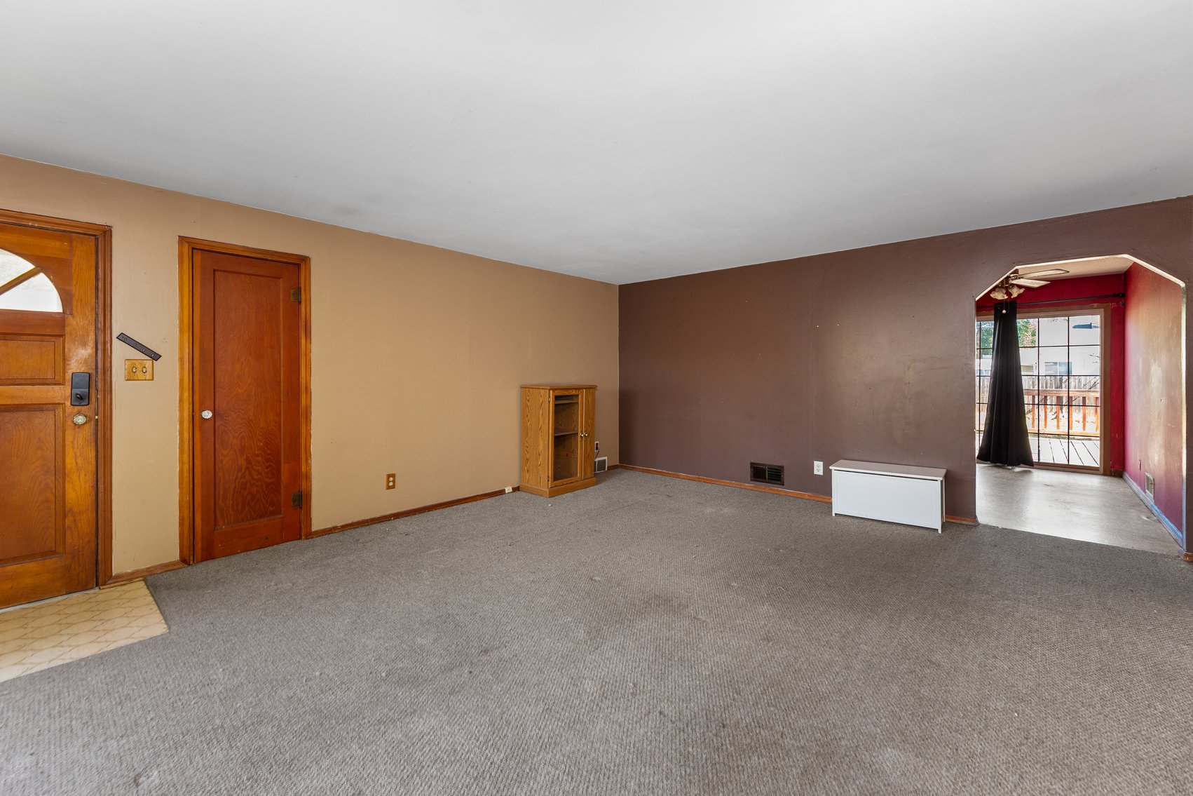 Image for 202 W 25th Ave, Hutchinson