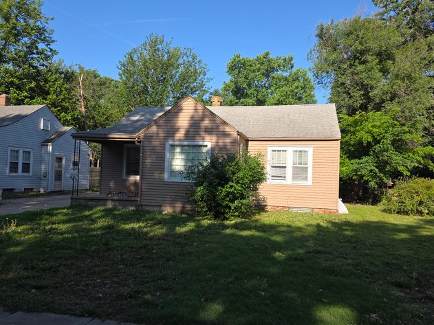Image for 1527 N Woodland Ave