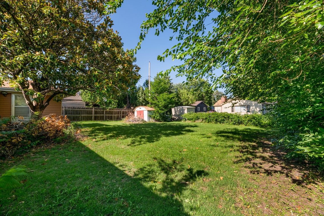 Image for 3532 S Seneca