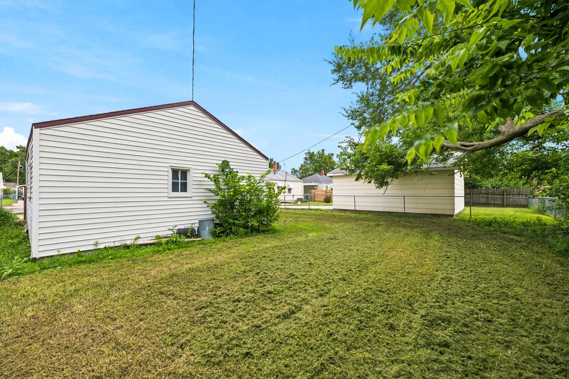 Image for 2111 S Pattie Ave