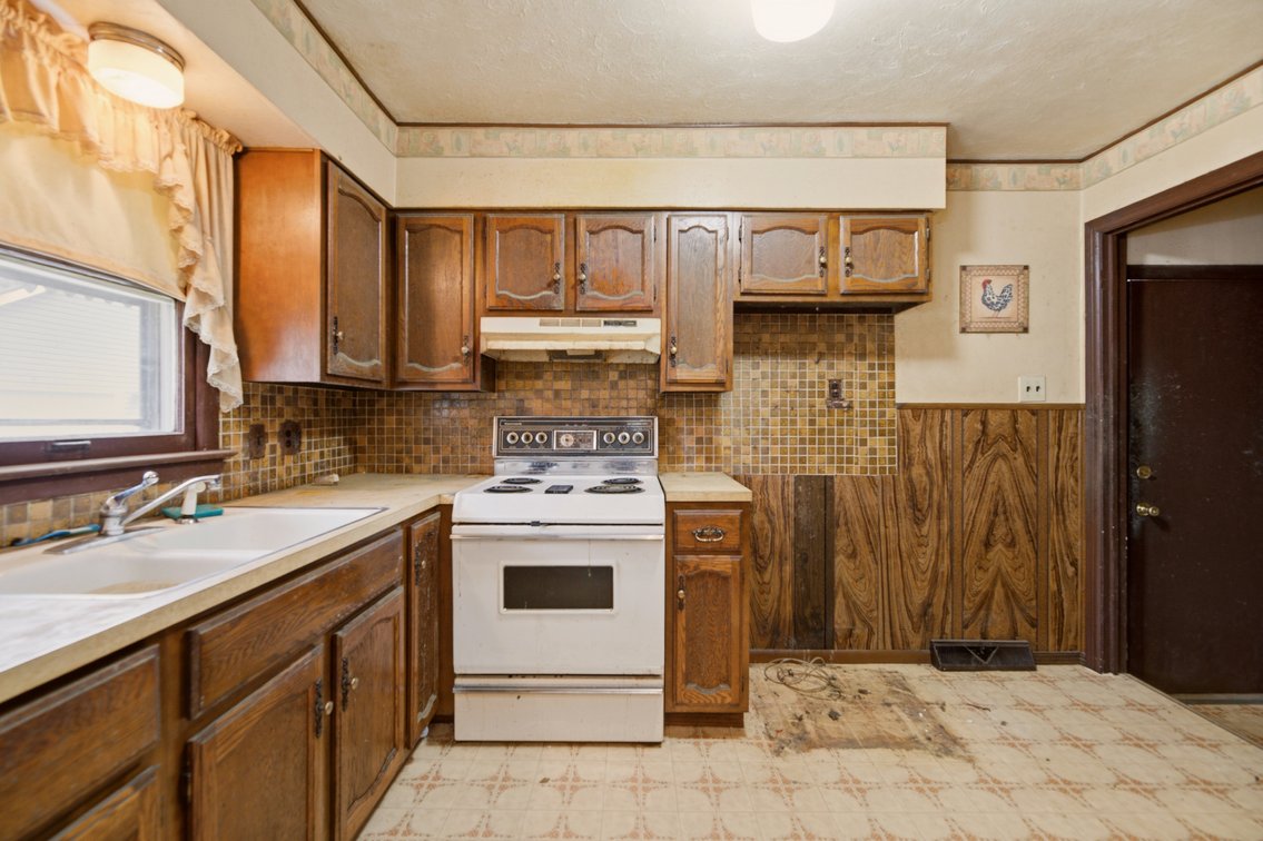 Image for 2111 S Pattie Ave