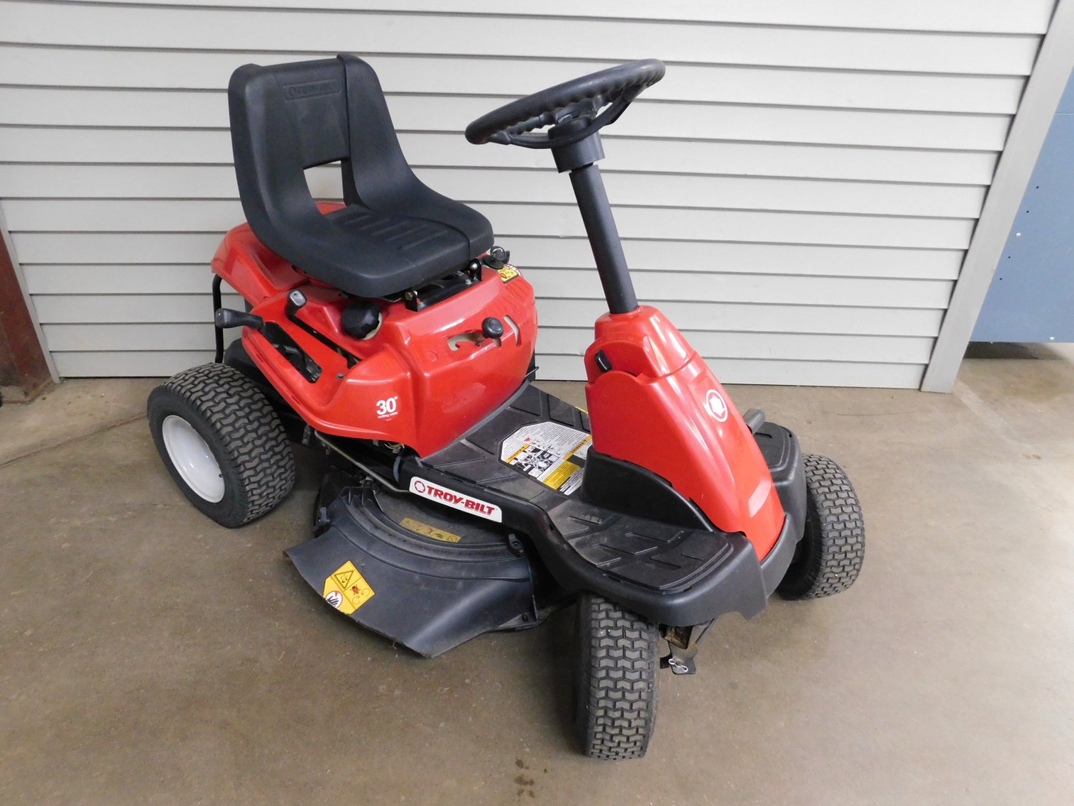 Image for Absolute Online Auction #1981