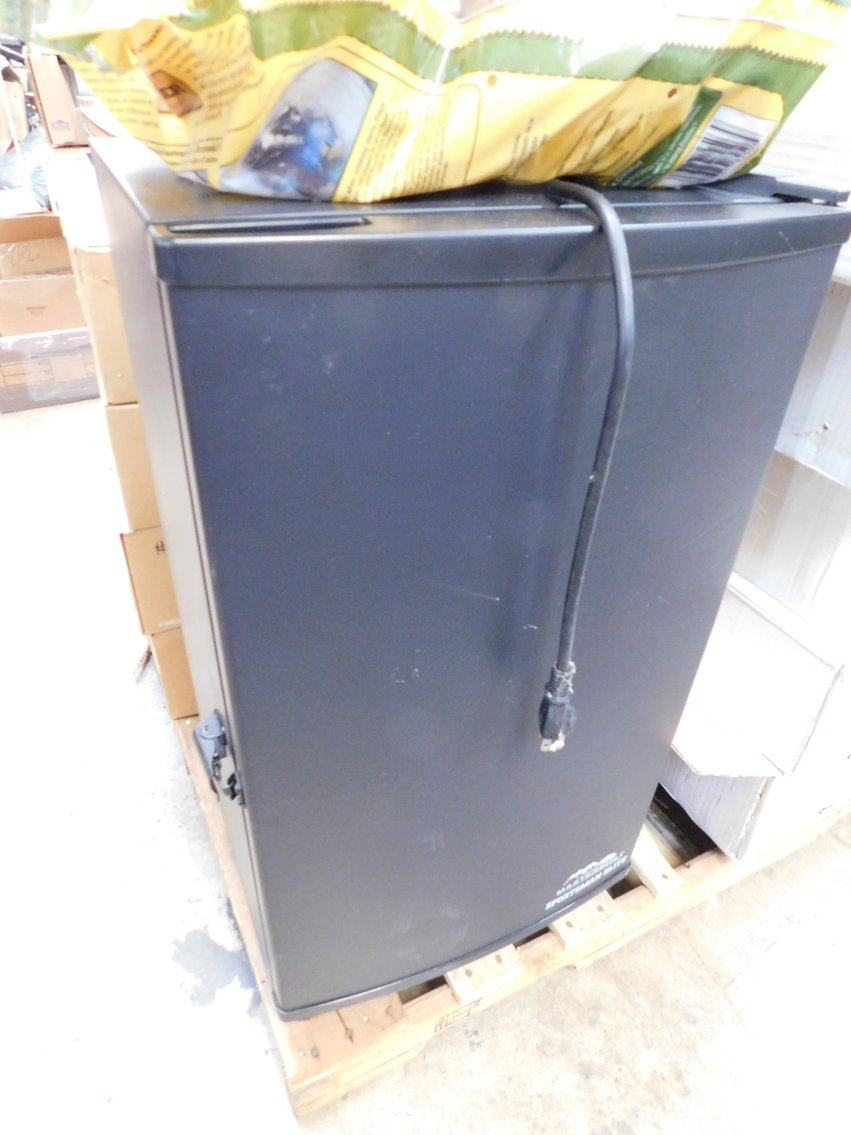 Image for Absolute Online Auction #1984