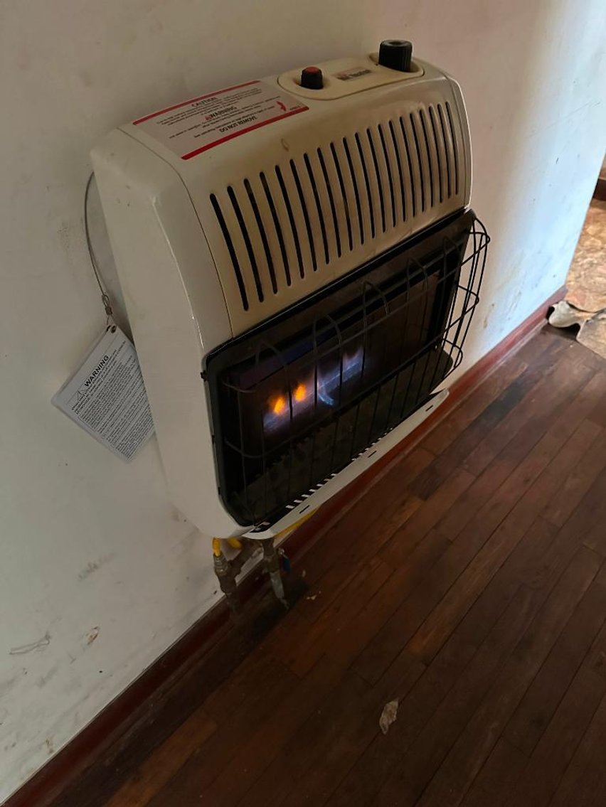 Image for Live Onsite Real Estate Auction with Online Bidding