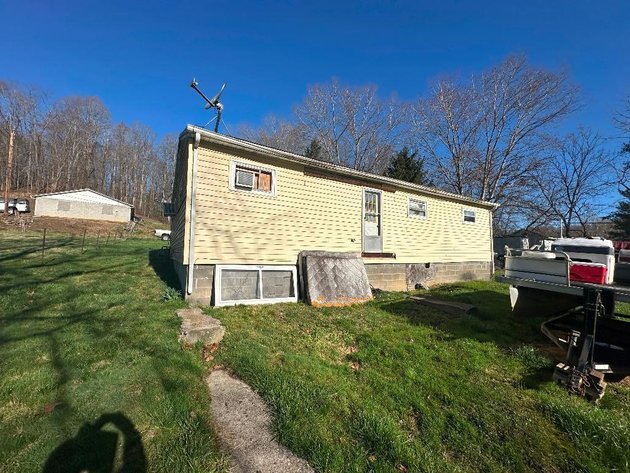 Image for Live Onsite Real Estate Auction with Online Bidding