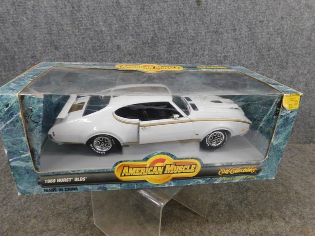 Image for Absolute Online Auction #1955