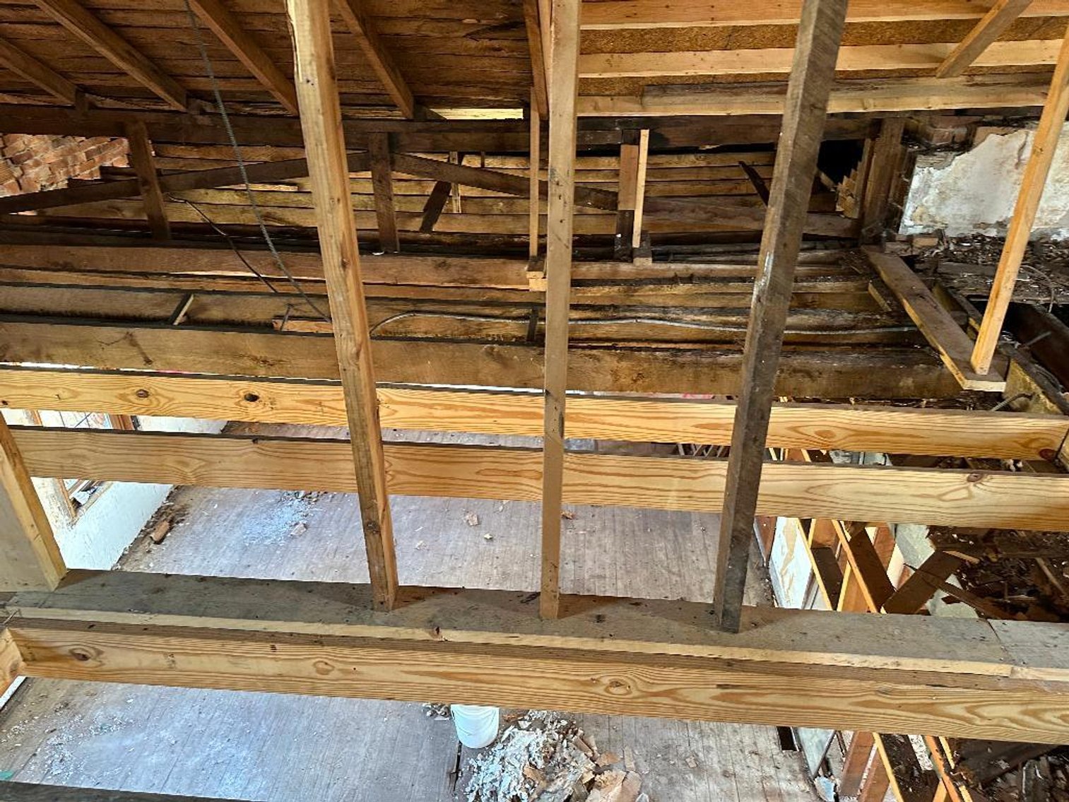 Image for Live Onsite Real Estate Auction with Online Bidding