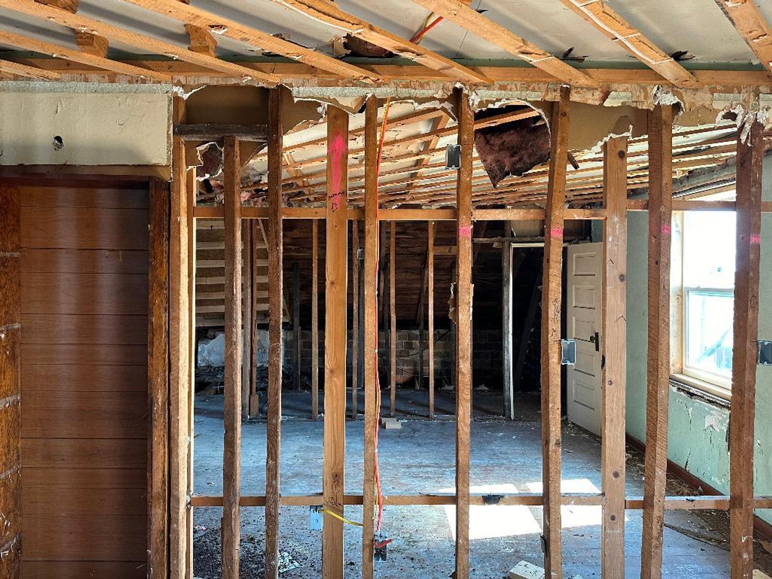 Image for Live Onsite Real Estate Auction with Online Bidding