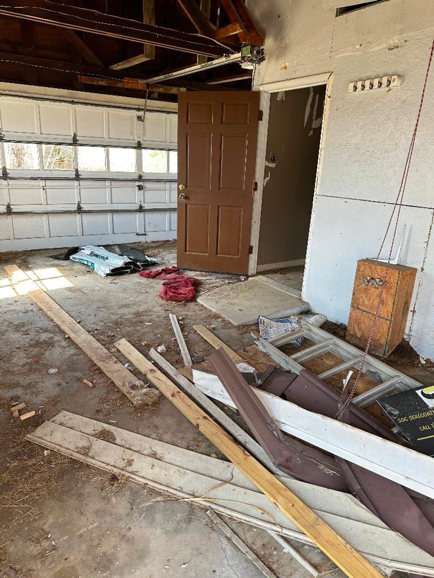 Image for Live Onsite Real Estate Auction with Online Bidding