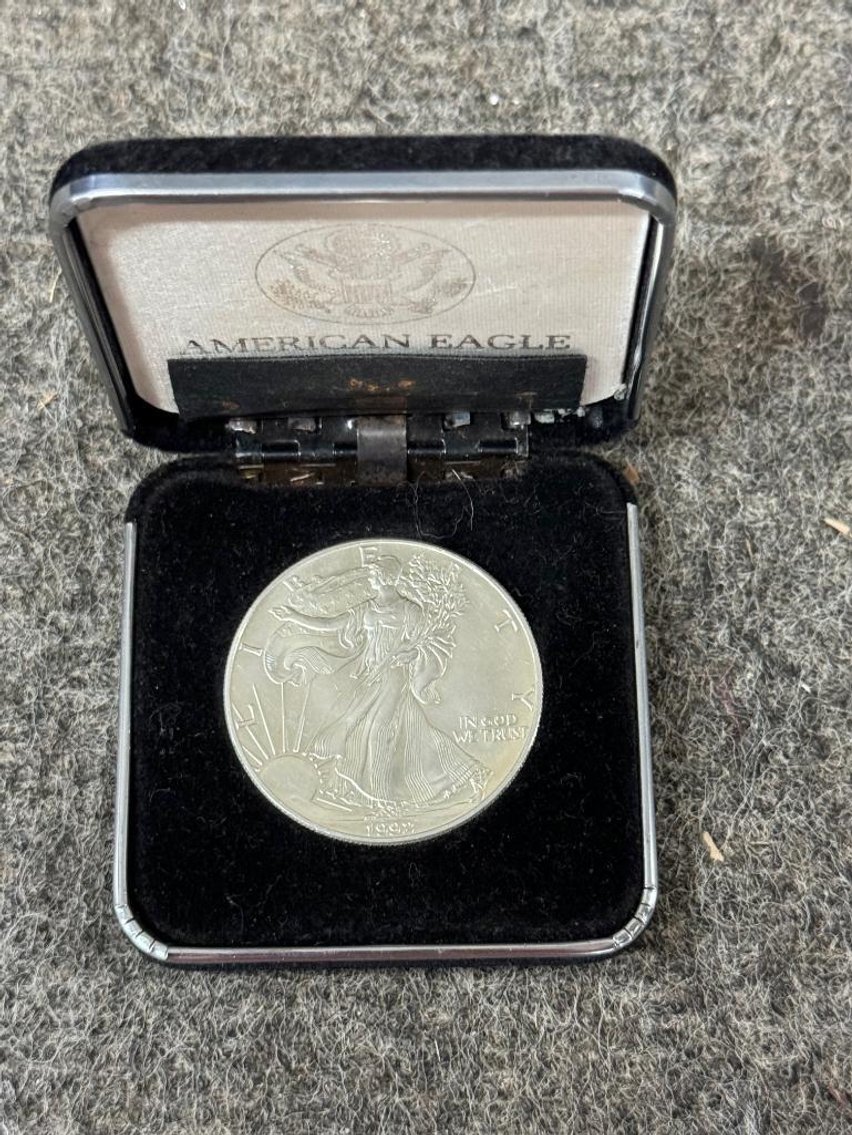 Image for Absolute Online Auction #1963