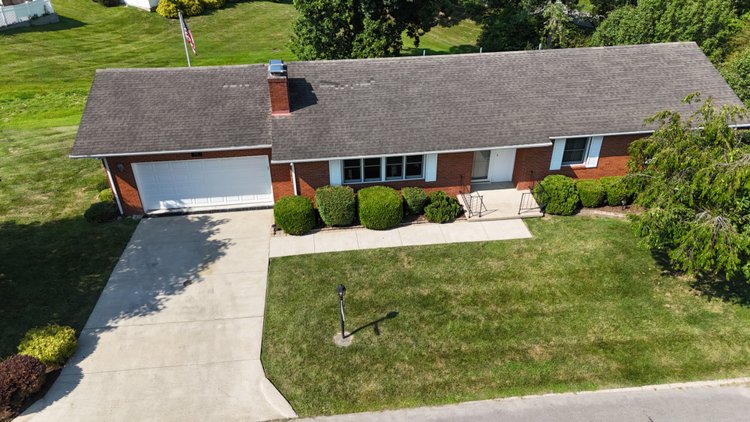 Image for Live Onsite Real Estate Auction with Online Bidding