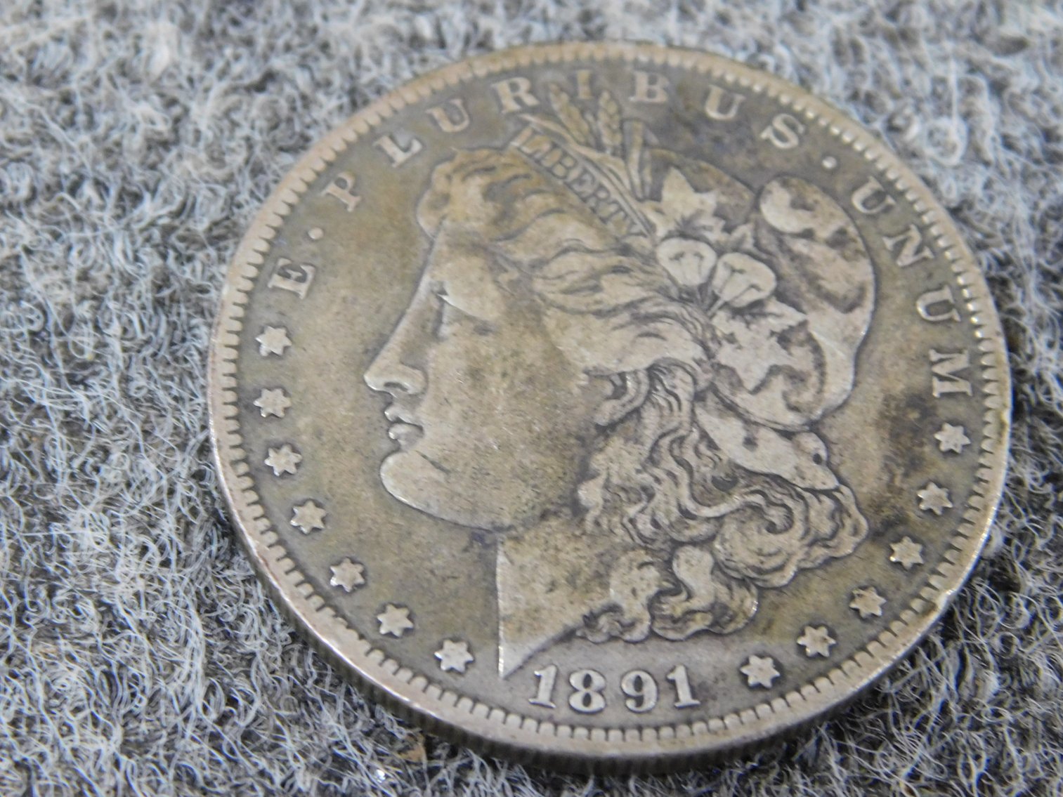 Image for Absolute Online Auction #2004