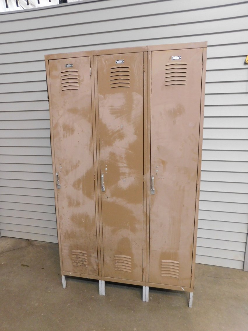 Image for Absolute Online Auction #2004