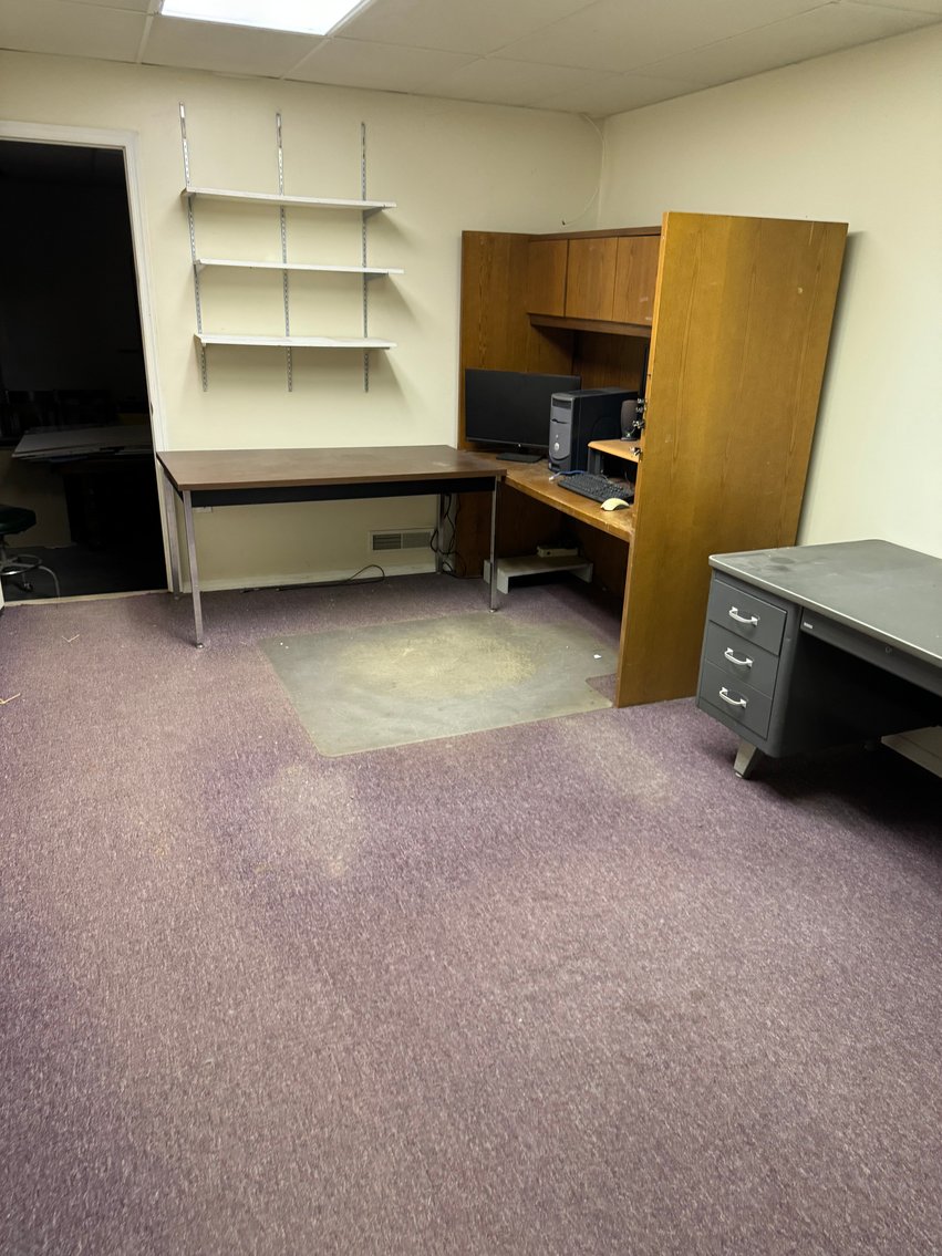Image for Live Onsite Real Estate Auction with Online Bidding