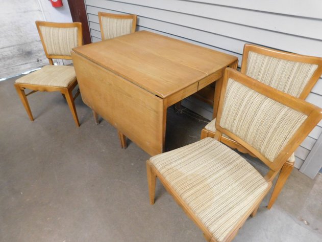 Image for Absolute Online Auction #2006