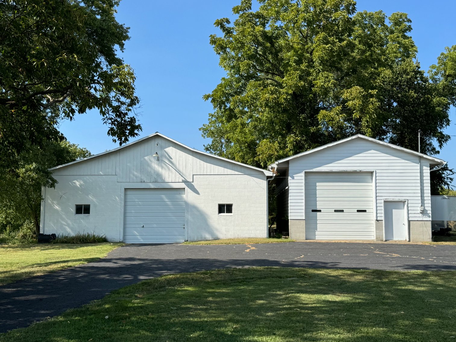 Image for Live Onsite Real Estate Auction with Online Bidding