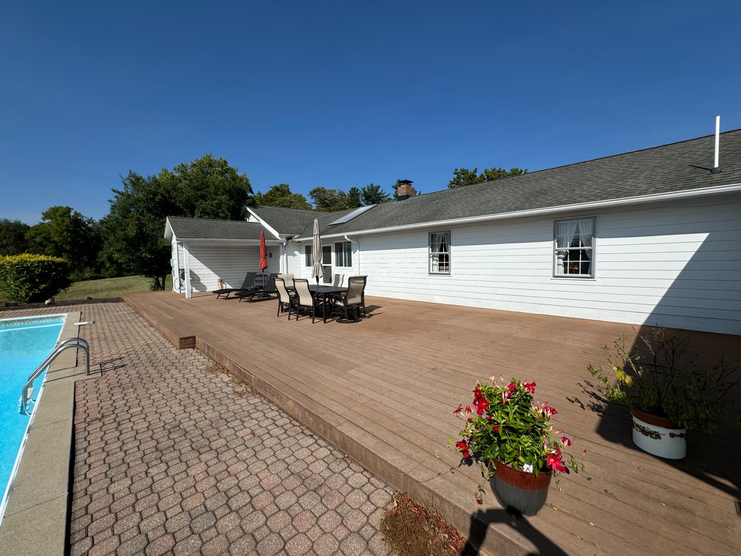 Image for Live Onsite Real Estate Auction with Online Bidding