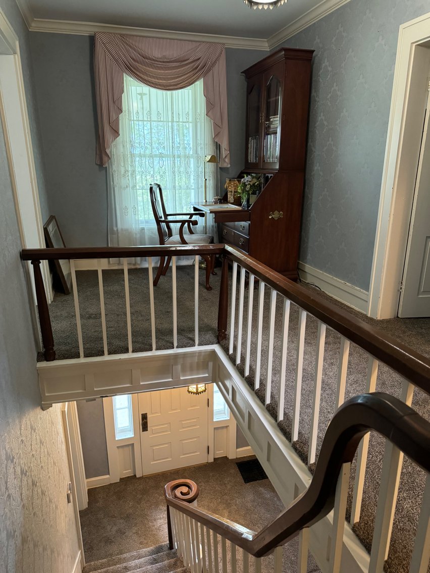 Image for Live Onsite Real Estate Auction with Online Bidding