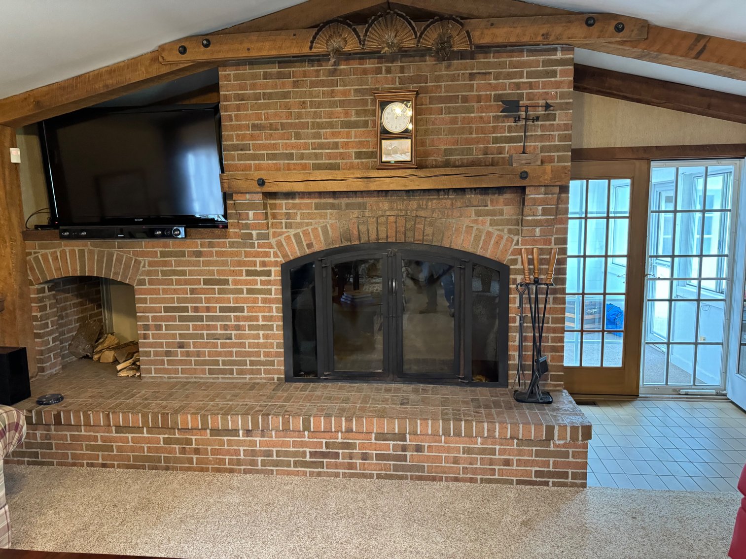 Image for Live Onsite Real Estate Auction with Online Bidding