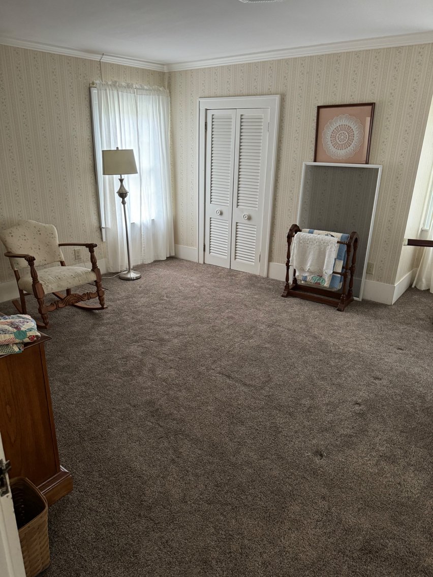 Image for Live Onsite Real Estate Auction with Online Bidding