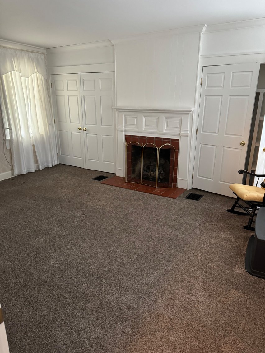 Image for Live Onsite Real Estate Auction with Online Bidding