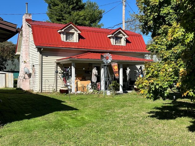 Image for Live Onsite Real Estate Auction with Online Bidding