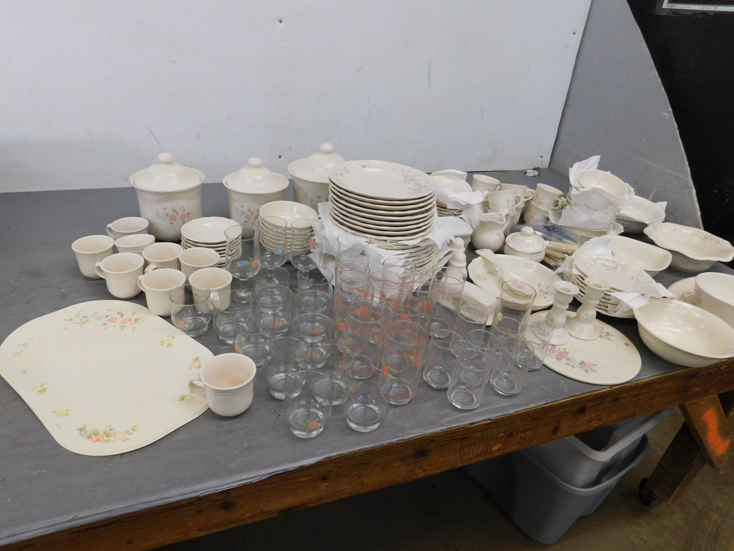 Image for Absolute Online Auction #2027