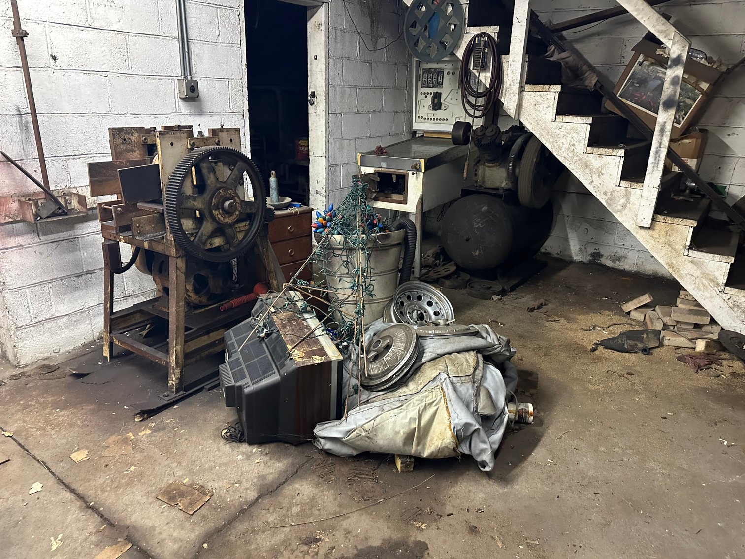 Image for Absolute Public Auction (Photos Updated 11/7)
