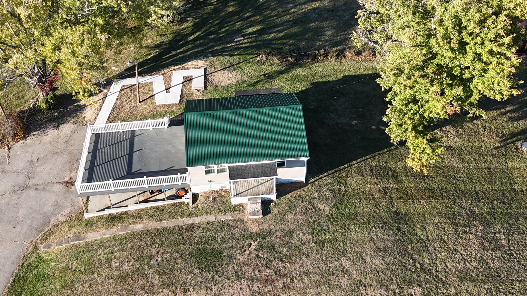 Image for Live Onsite Real Estate Auction with Online Bidding