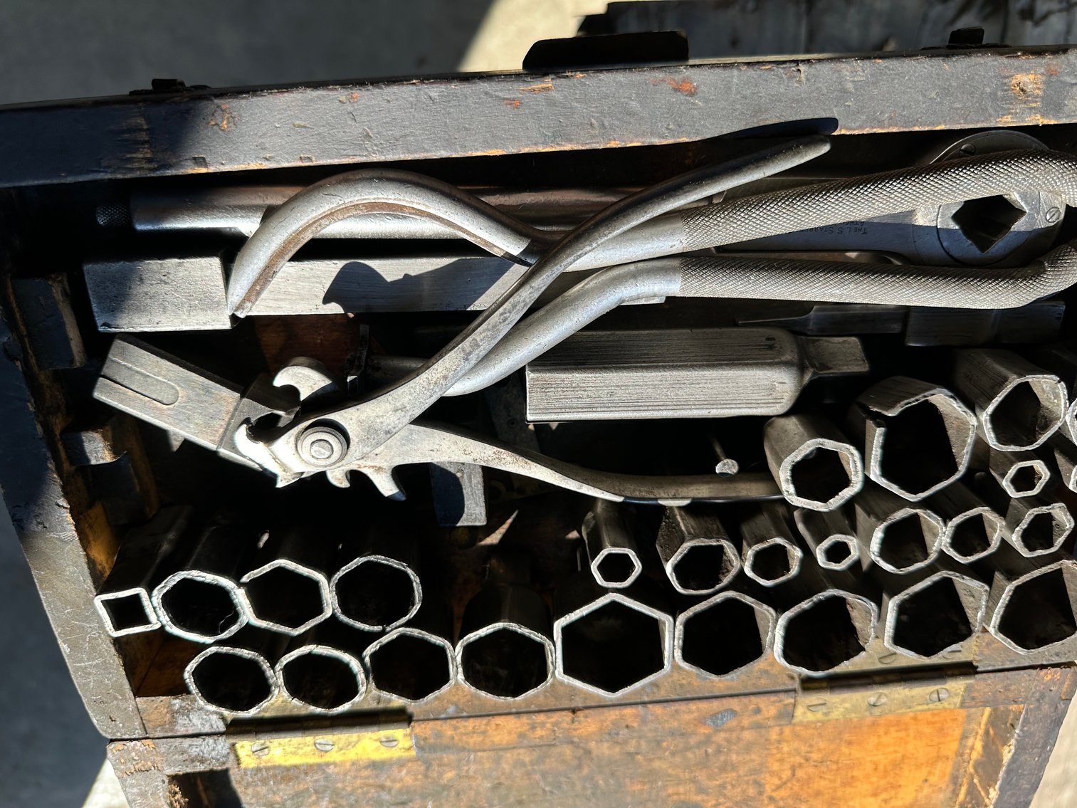 Image for Absolute Public Auction (Updated)