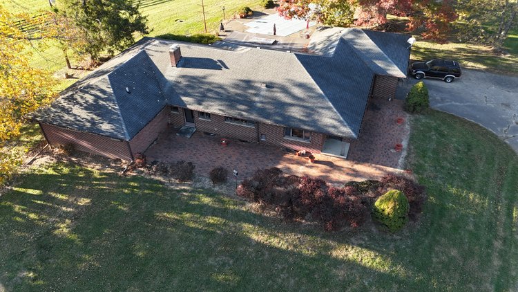 Image for Live Onsite Real Estate Auction with Online Bidding