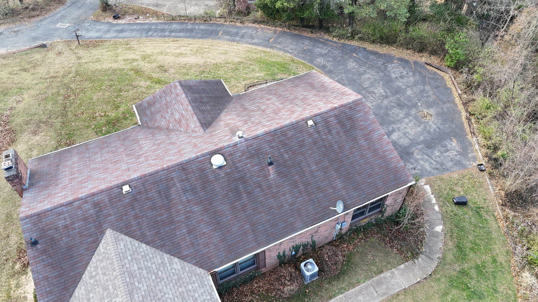 Image for Live Onsite Real Estate Auction with Online Bidding