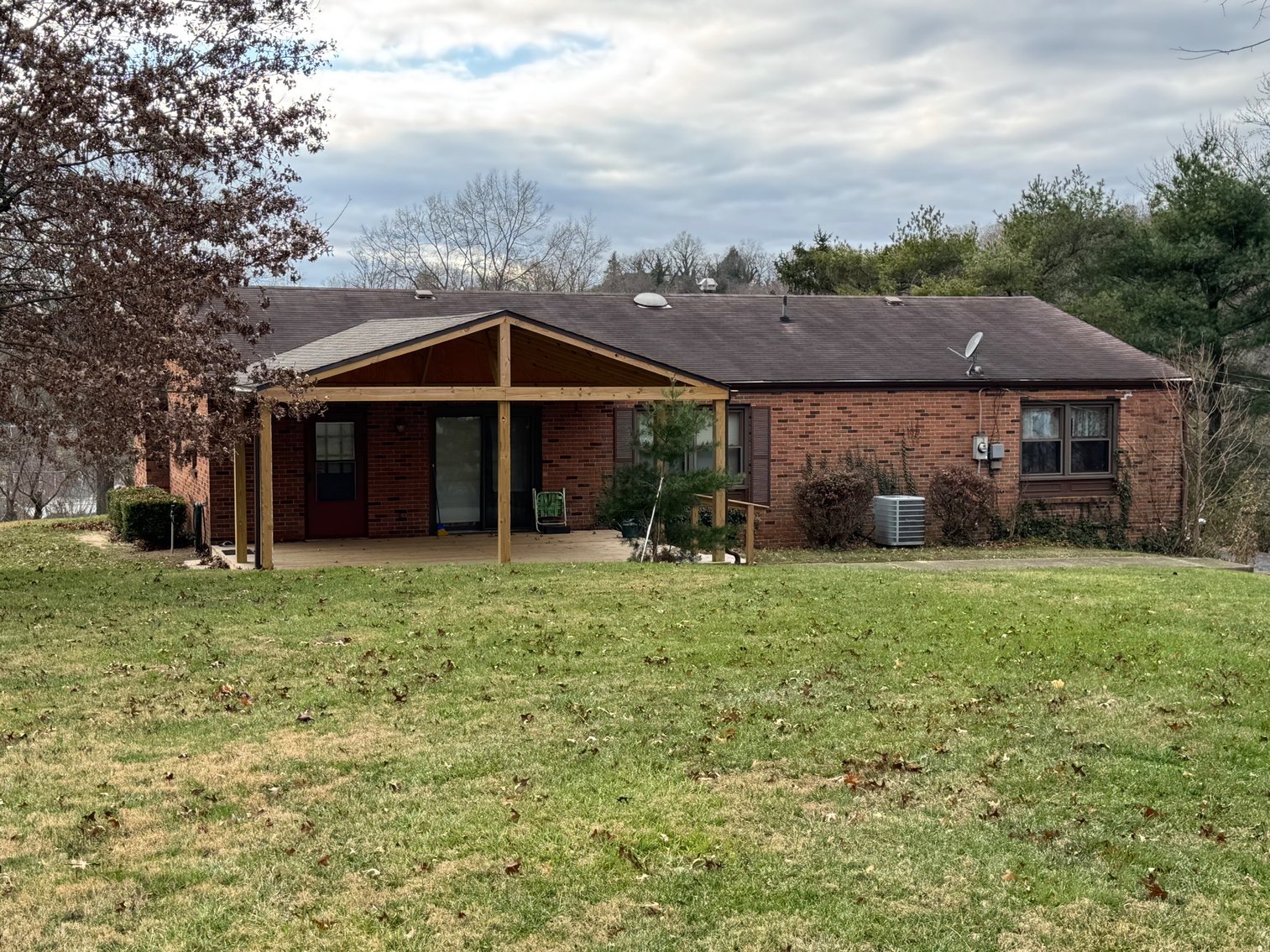 Image for Live Onsite Real Estate Auction with Online Bidding