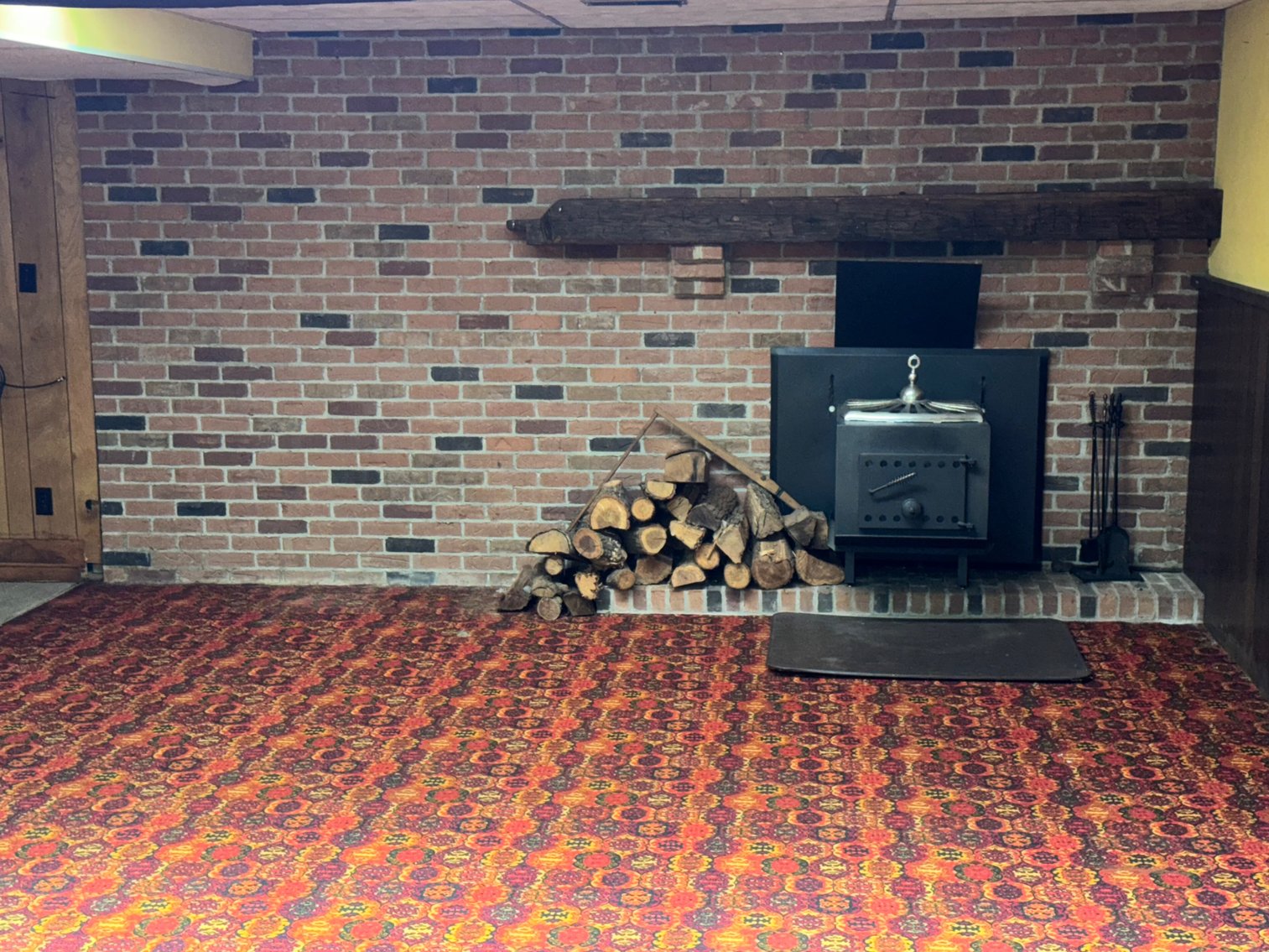 Image for Live Onsite Real Estate Auction with Online Bidding