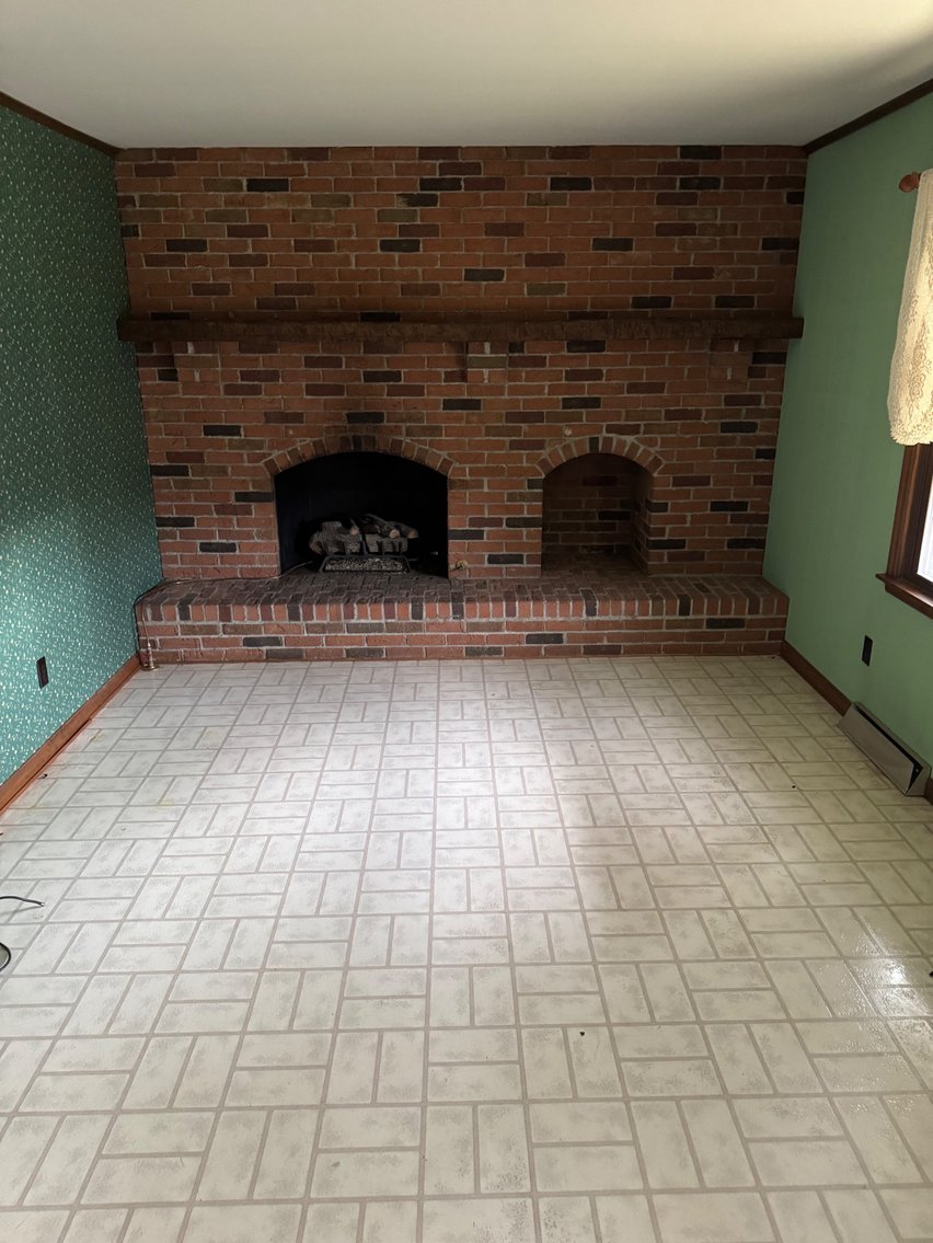 Image for Live Onsite Real Estate Auction with Online Bidding