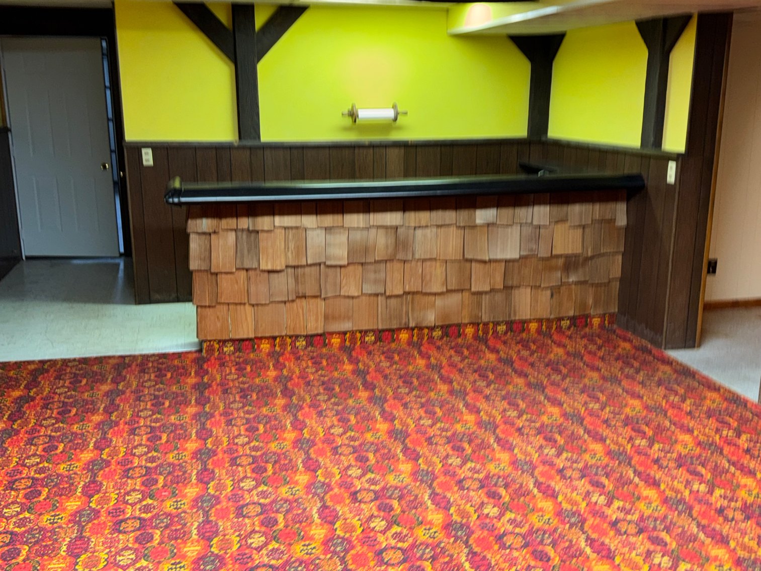 Image for Live Onsite Real Estate Auction with Online Bidding