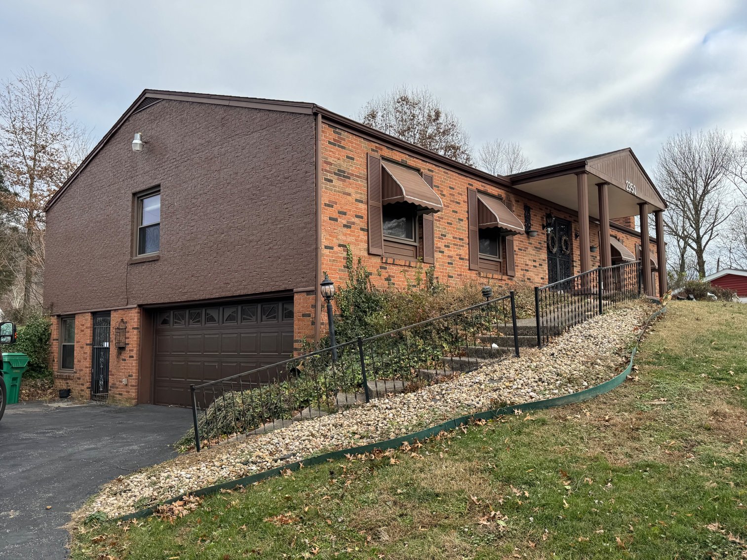 Image for Live Onsite Real Estate Auction with Online Bidding