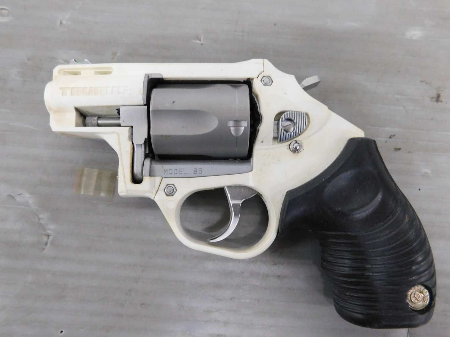 Image for Absolute Online Auction #2042