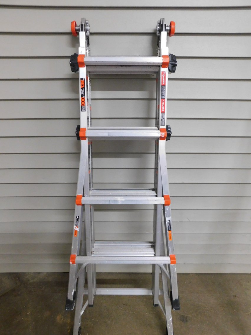 Image for Absolute Online Auction #2042