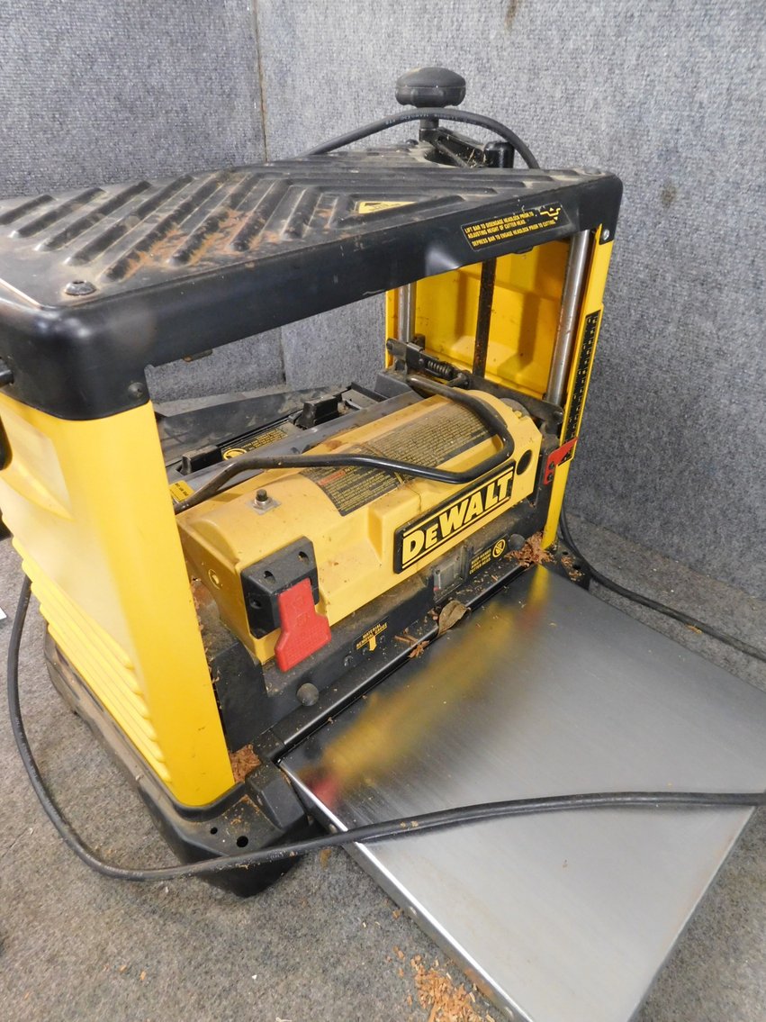 Image for Absolute Online Auction #2054