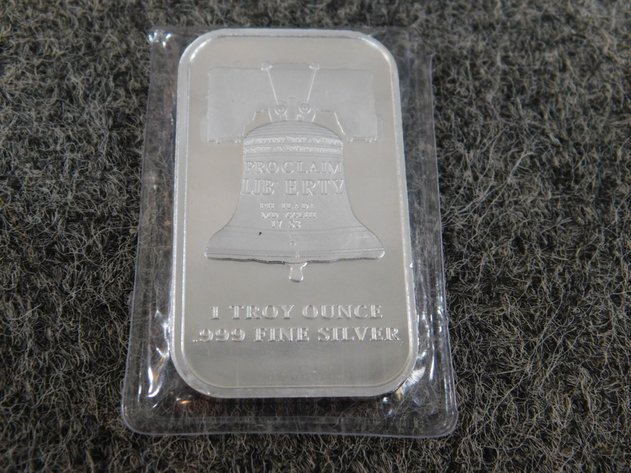 Image for Absolute Online Auction #2057